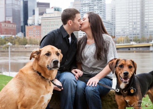 pittsburgh-engagement-photographer-north-shore-pnc-park-2