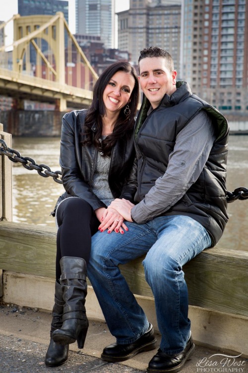 pittsburgh-engagement-photographer-north-shore-pnc-park-5