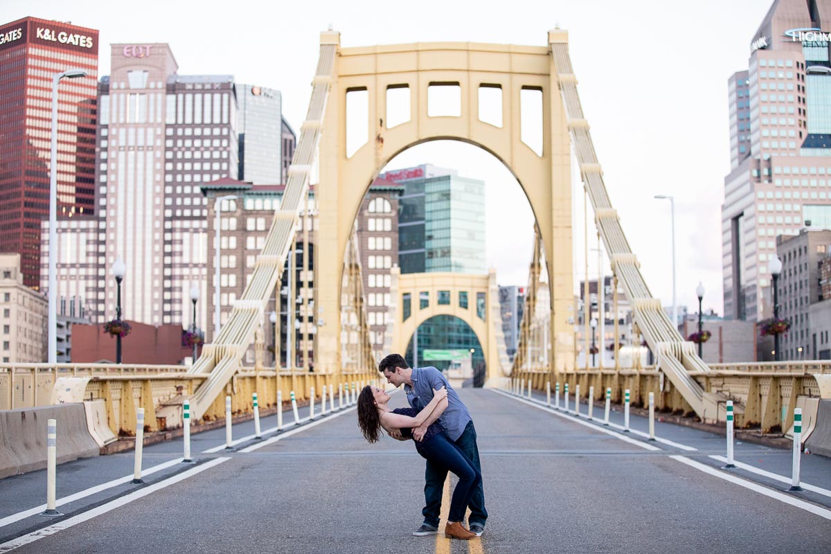 Pittsburgh engagement photographer